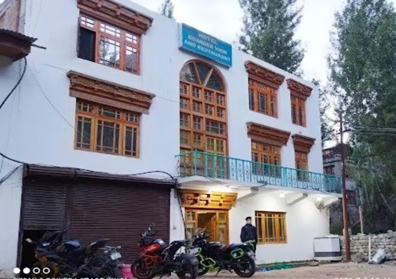 Hotel Border View Kargil Exterior photo